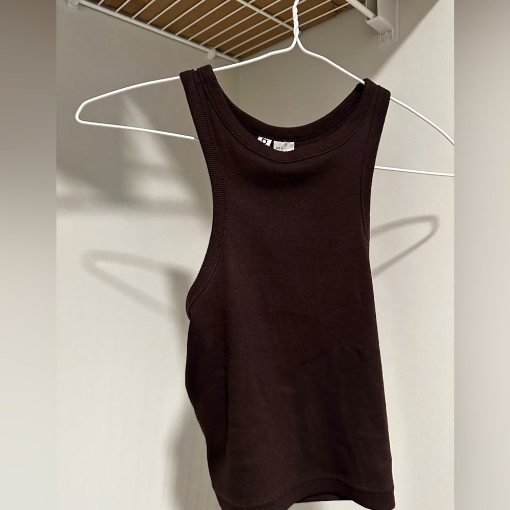 Tank top - Picture 1 of 2